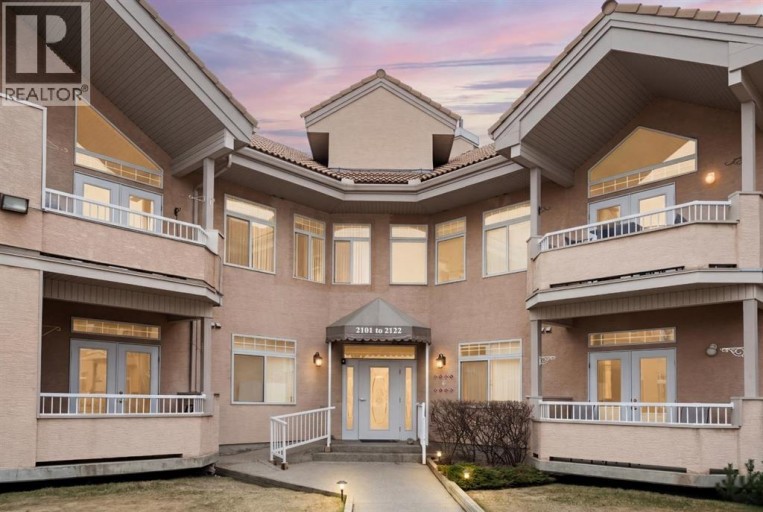 2107 Patterson View SW, Calgary, Alberta, T3H3J9