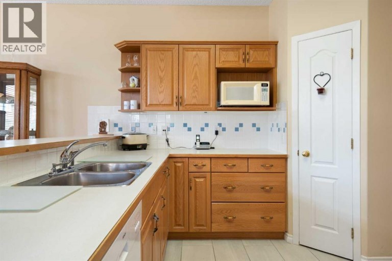 2107 Patterson View SW, Calgary, Alberta, T3H3J9