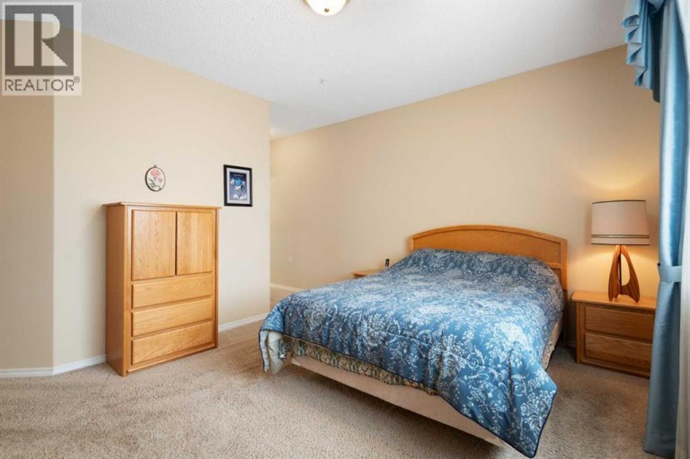 2107 Patterson View SW, Calgary, Alberta, T3H3J9