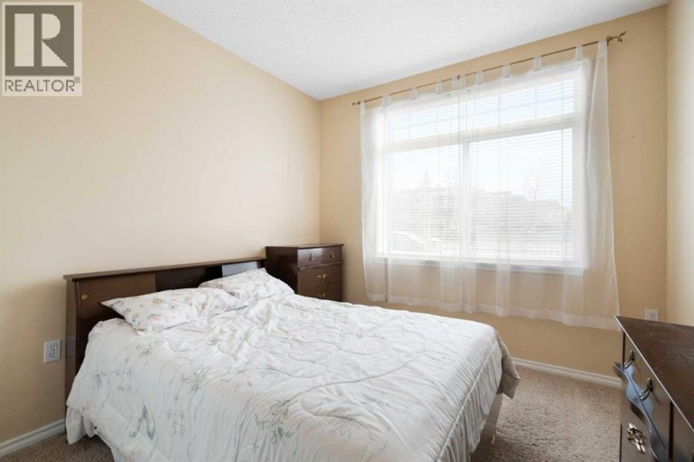 2107 Patterson View SW, Calgary, Alberta, T3H3J9