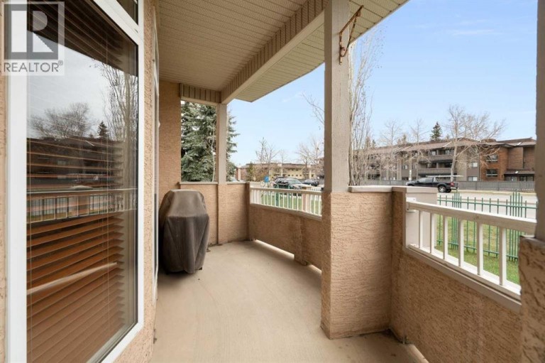 2107 Patterson View SW, Calgary, Alberta, T3H3J9