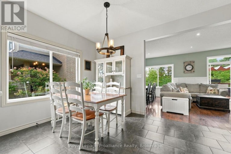 273 AVONDALE ROAD, Belleville (Belleville Ward), Ontario, K8P0C2