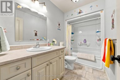 273 AVONDALE ROAD Belleville (Belleville Ward) Ontario photo 29