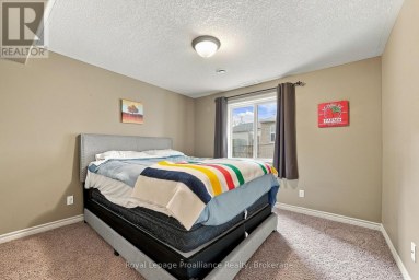 273 AVONDALE ROAD Belleville (Belleville Ward) Ontario photo 32