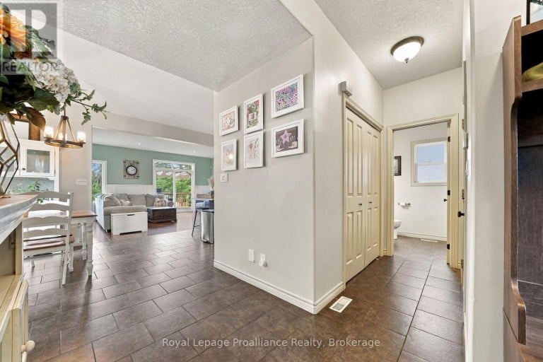 273 AVONDALE ROAD, Belleville (Belleville Ward), Ontario, K8P0C2