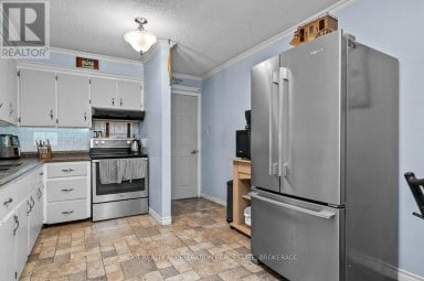108 DUNDAS STREET Deseronto (Deseronto (Town)) Ontario photo 12