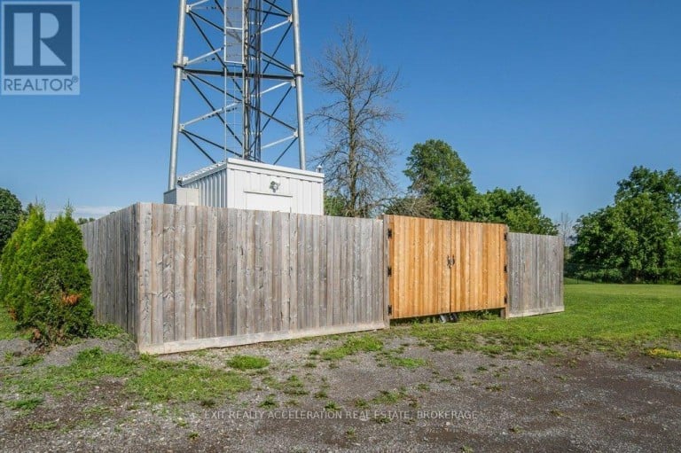 108 DUNDAS STREET, Deseronto (Deseronto (Town)), Ontario, K0K1X0