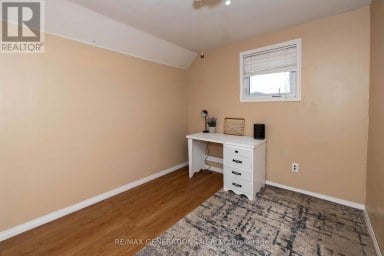 129 HERON STREET Thunder Bay (East End) Ontario photo 14