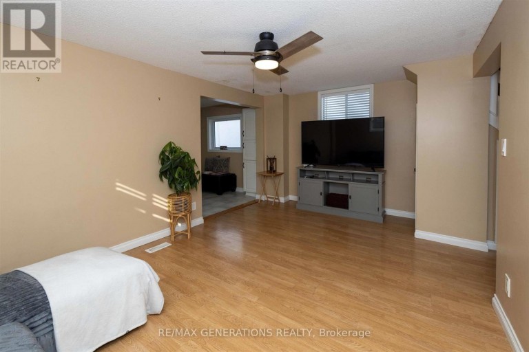 129 HERON STREET, Thunder Bay (East End), Ontario, P7C2M2