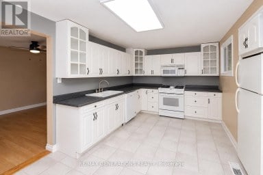 129 HERON STREET Thunder Bay (East End) Ontario photo 8