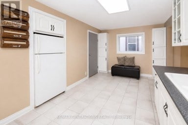 129 HERON STREET Thunder Bay (East End) Ontario photo 9