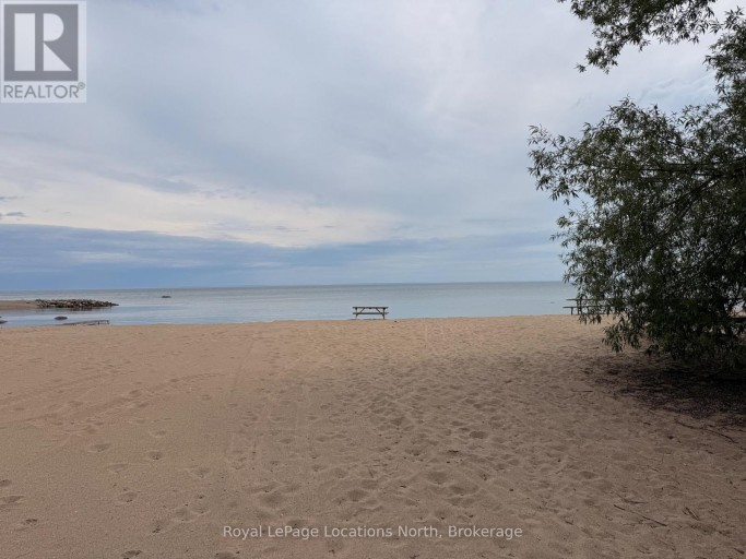 105 WOODLAND PARK ROAD, Blue Mountains, Ontario, N0H1J0