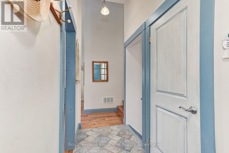 105 WOODLAND PARK ROAD, Blue Mountains, Ontario, N0H1J0