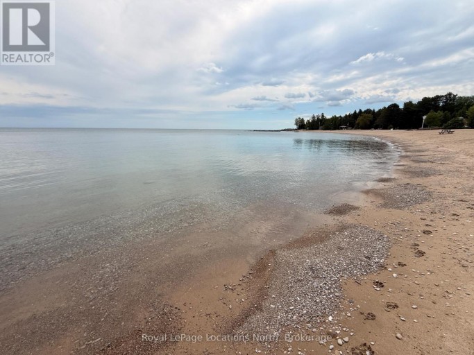 105 WOODLAND PARK ROAD, Blue Mountains, Ontario, N0H1J0