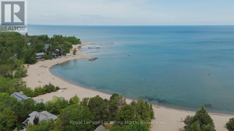 105 WOODLAND PARK ROAD, Blue Mountains, Ontario, N0H1J0