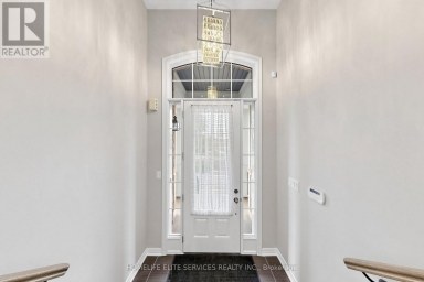 8 BECKETT AVENUE Markham (Berczy) Ontario photo 2