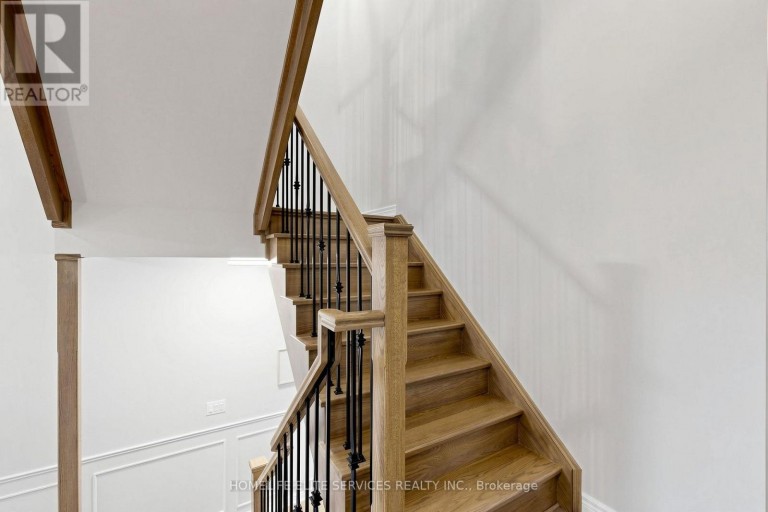 8 BECKETT AVENUE, Markham (Berczy), Ontario, L6C0W5