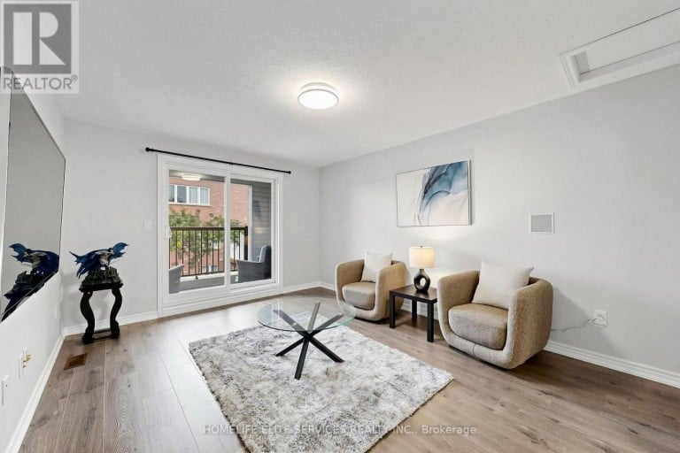 8 BECKETT AVENUE, Markham (Berczy), Ontario, L6C0W5