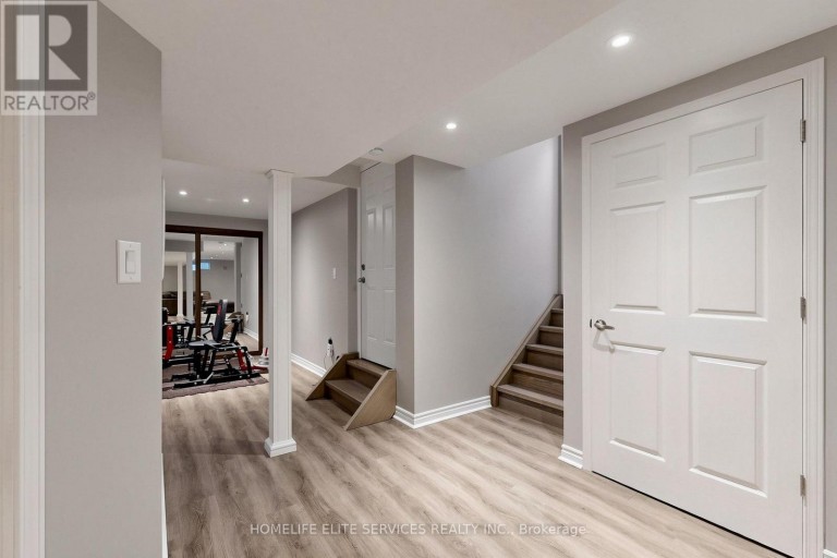 8 BECKETT AVENUE, Markham (Berczy), Ontario, L6C0W5