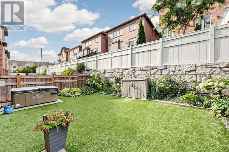 8 BECKETT AVENUE, Markham (Berczy), Ontario, L6C0W5