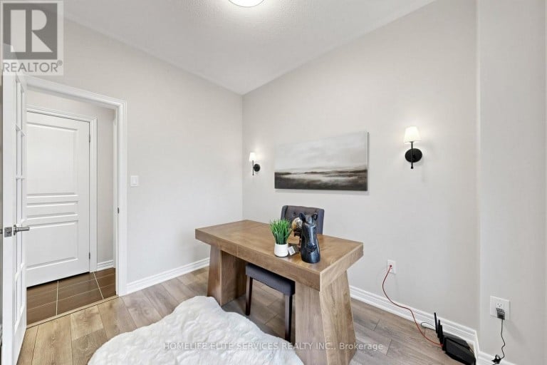 8 BECKETT AVENUE, Markham (Berczy), Ontario, L6C0W5