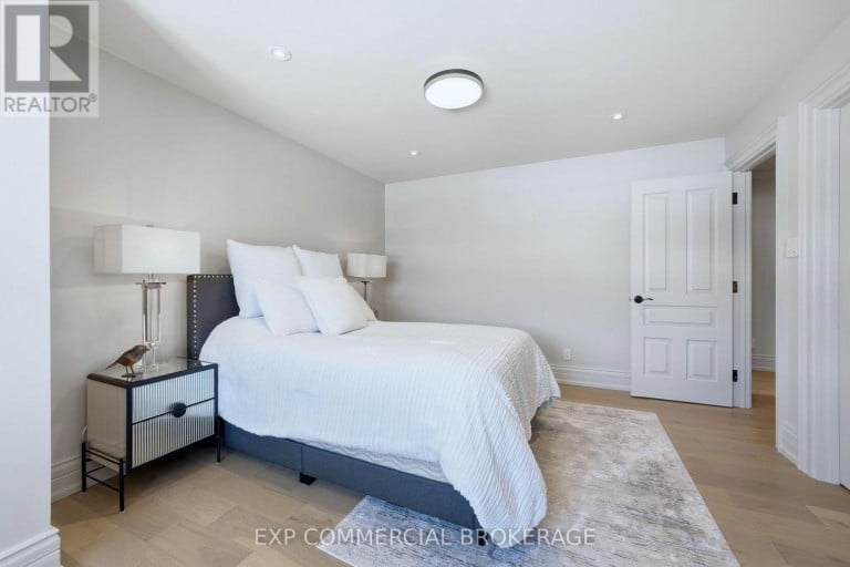 3160 BRITANNIA ROAD, Burlington, Ontario, L7M0S1