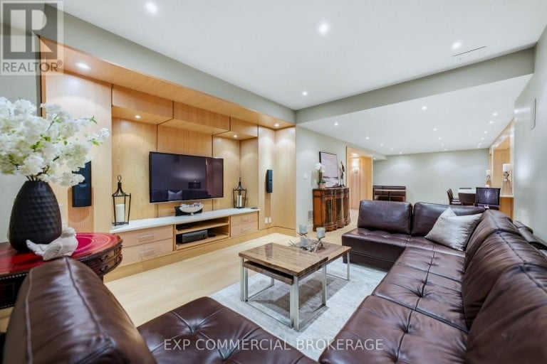 3160 BRITANNIA ROAD, Burlington, Ontario, L7M0S1