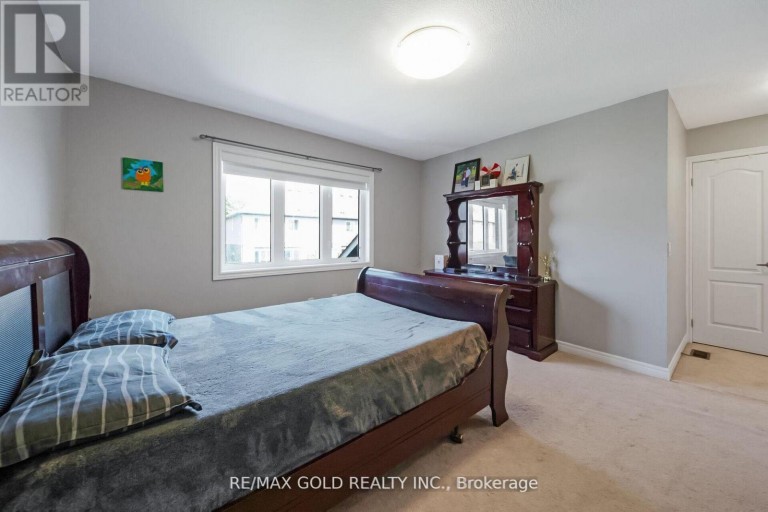 792 ARTHUR PARKER AVENUE, Woodstock (Woodstock - North), Ontario, N4T0G7