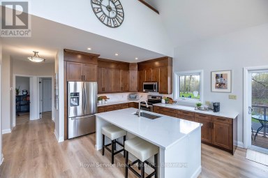709 CARVETH DRIVE Cavan Monaghan (Cavan Twp) Ontario photo 8