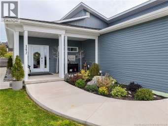 147 Reba Crescent Fredericton New Brunswick photo 2