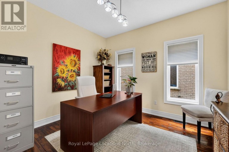 54 WILLIAMS STREET, Collingwood, Ontario, L9Y0C4