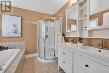 54 WILLIAMS STREET Collingwood Ontario photo 19
