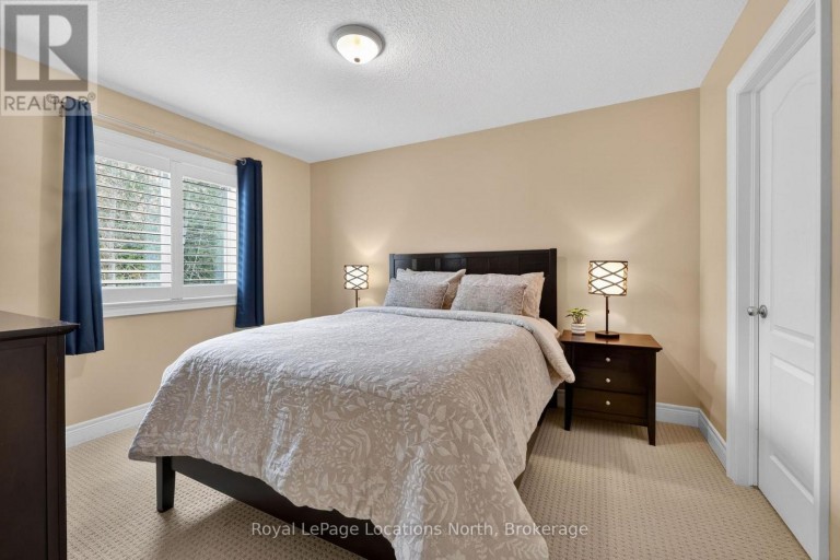 54 WILLIAMS STREET, Collingwood, Ontario, L9Y0C4