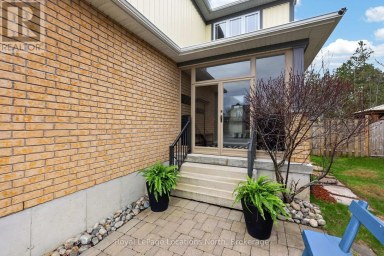 54 WILLIAMS STREET Collingwood Ontario photo 4