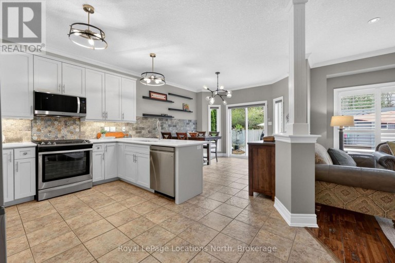 54 WILLIAMS STREET, Collingwood, Ontario, L9Y0C4