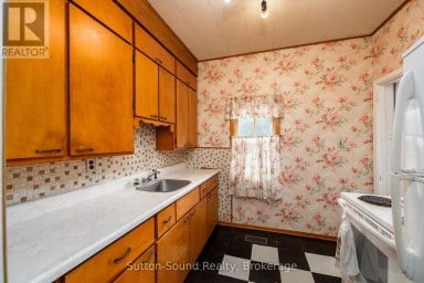 789 24TH ST WEST STREET W Owen Sound Ontario photo 14