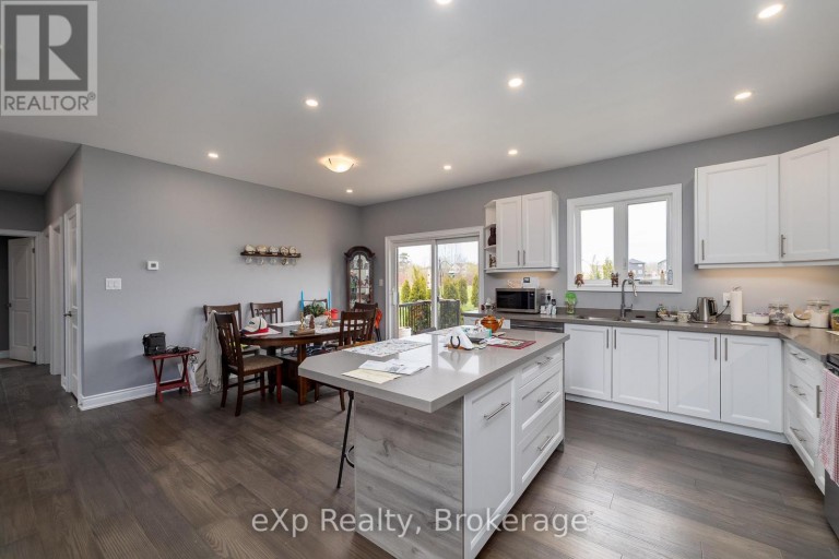 43 COUNTRY CRESCENT, Meaford, Ontario, N4L1L7