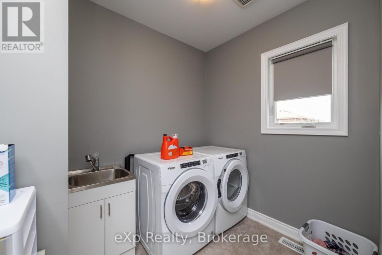 43 COUNTRY CRESCENT, Meaford, Ontario, N4L1L7