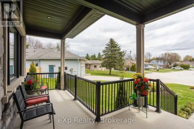 43 COUNTRY CRESCENT Meaford Ontario photo 2