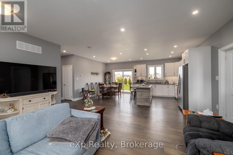 43 COUNTRY CRESCENT, Meaford, Ontario, N4L1L7