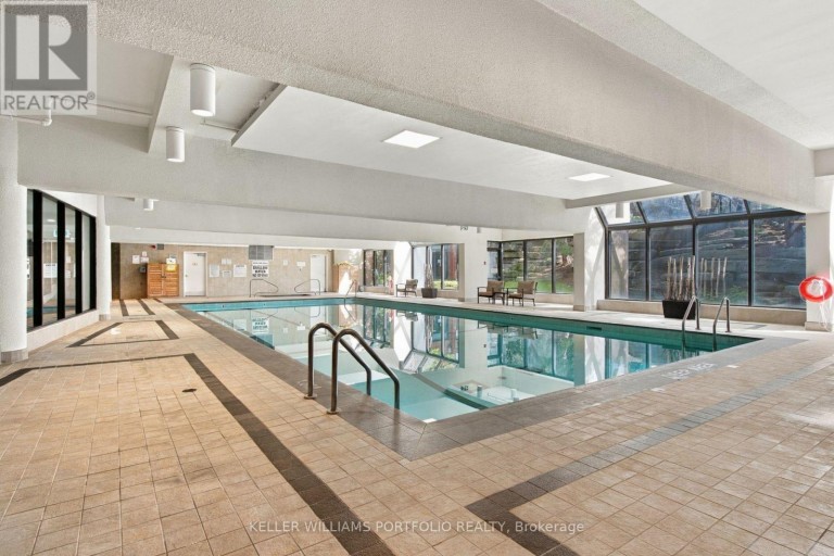 940 - 22 SOUTHPORT STREET, Toronto (High Park-Swansea), Ontario, M6S4Y9