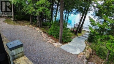 1827 MCGILLVRAY ROAD Highlands East (Cardiff Ward) Ontario photo 47