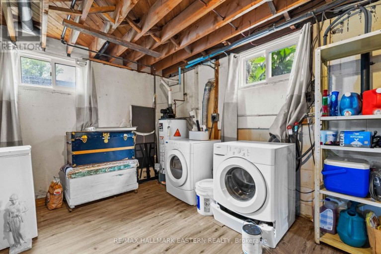 917 WEBBER AVENUE, Peterborough (Otonabee Ward 1), Ontario, K9J5X9