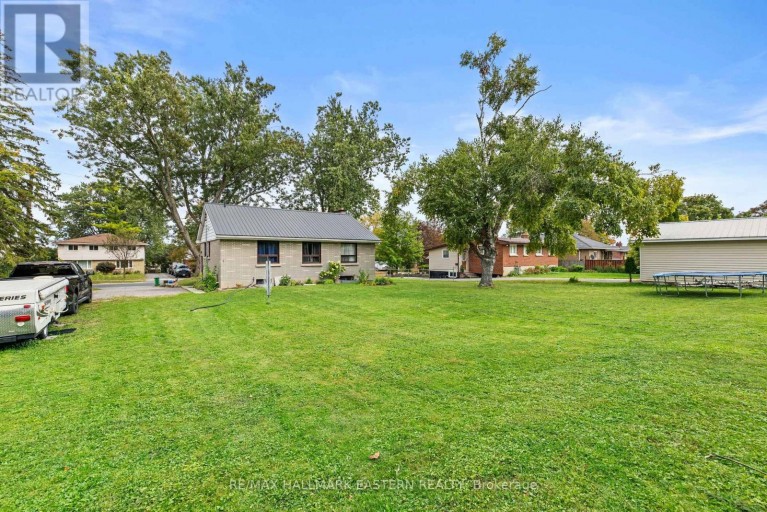 917 WEBBER AVENUE, Peterborough (Otonabee Ward 1), Ontario, K9J5X9