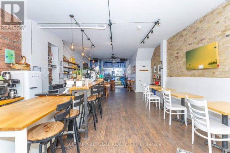 1374 QUEEN STREET E, Toronto (Greenwood-Coxwell), Ontario, M4L1C9