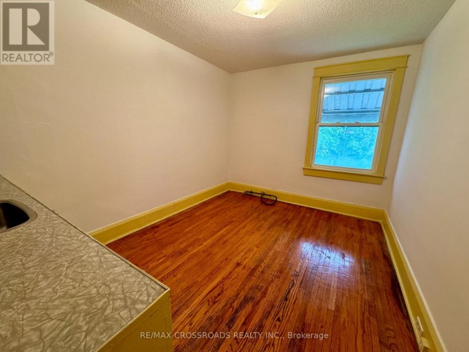 287 GREENWOOD AVENUE, Toronto (Greenwood-Coxwell), Ontario, M4L2R6