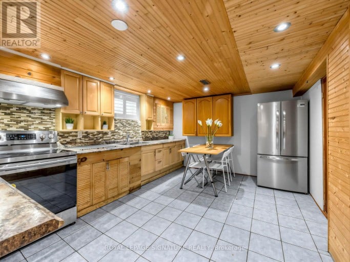 67 ELLINGTON DRIVE, Toronto (Wexford-Maryvale), Ontario, M1R3Y2