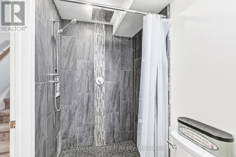23 MARINA CRESCENT, Collingwood, Ontario, L9Y5H1