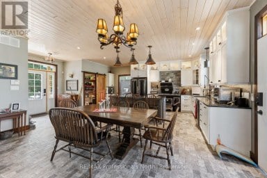 1167 EAGLE LAKE ROAD Dysart et al (Guilford) Ontario photo 16