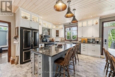 1167 EAGLE LAKE ROAD Dysart et al (Guilford) Ontario photo 8